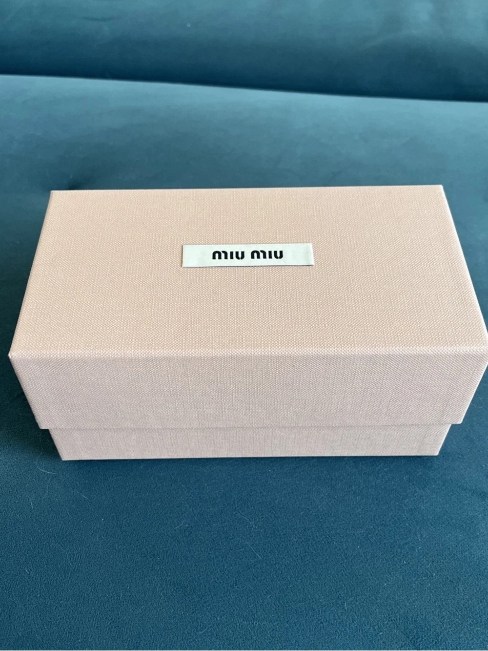 Miu Miu Blush Pink Logo Box - Picture 3 of 9